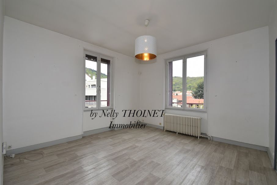 Location  duplex 5 pièces 72.17 m² à Royat (63130), 750 €