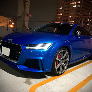 TT RS クーペ A6