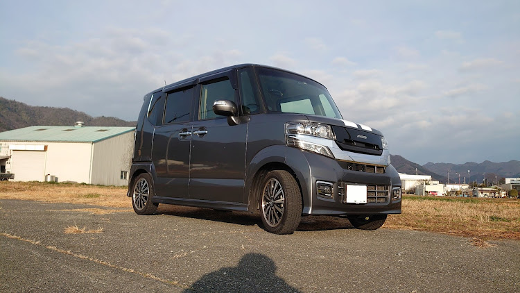 Nボックスカスタムの眼科へ検診・一服中・洗車・オデッセイrb3・日向坂46に関するカスタム事例の投稿画像9枚目