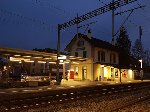 Gare De La Tour De Peilz