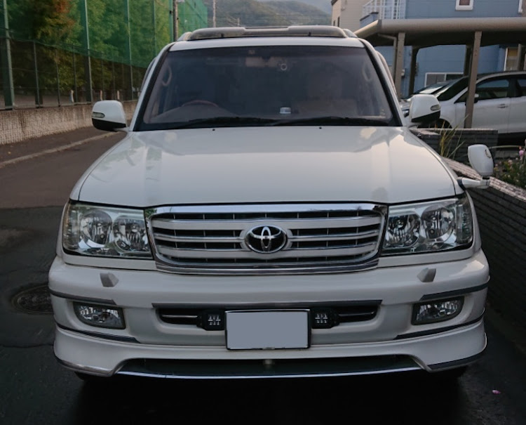 ランドクルーザー100のにゃんトラボルタさんが投稿したカスタム事例の投稿画像4枚目