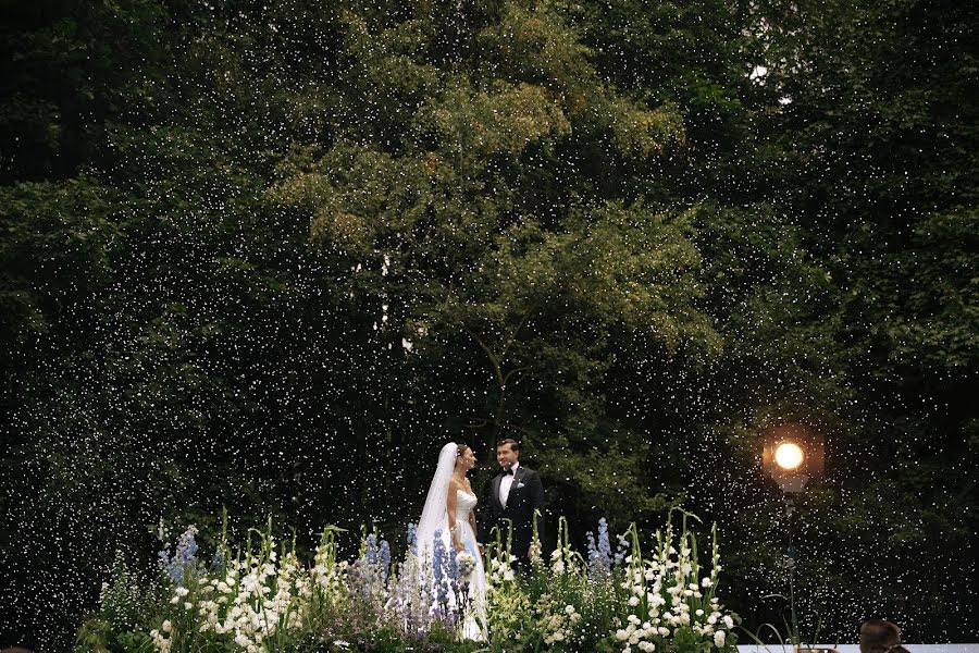 Fotografo di matrimoni Anna Radzhabli (radzhablifoto). Foto del 9 novembre 2023