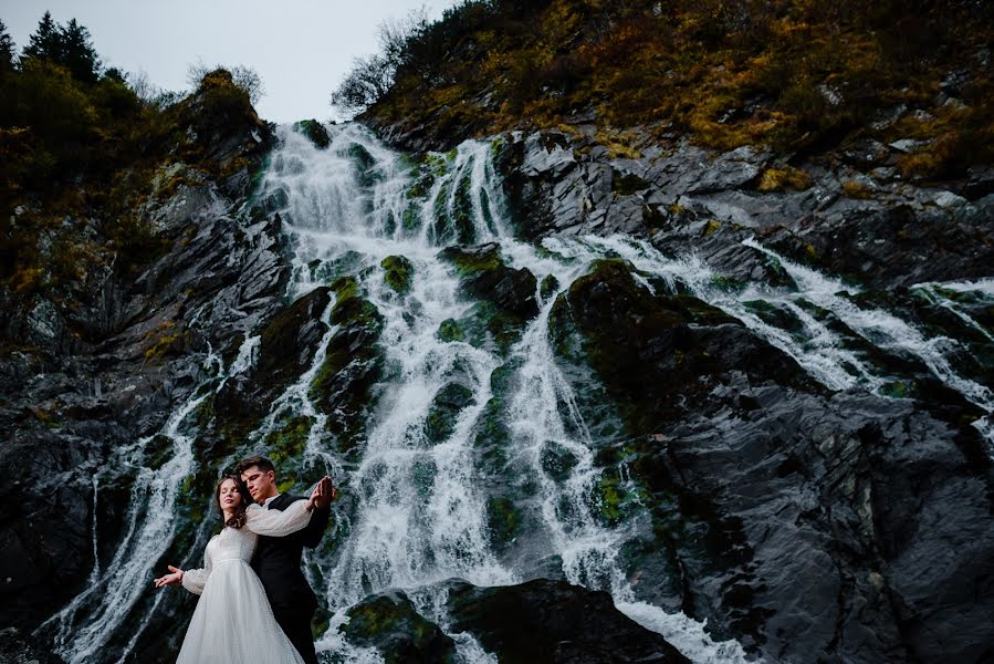 Fotógrafo de casamento Lupascu Alexandru (lupascuphoto). Foto de 24 de outubro 2022