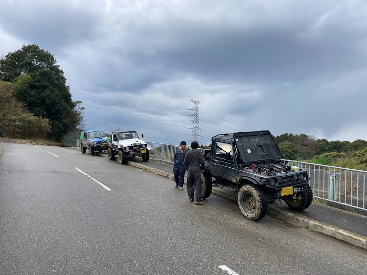 ジムニーの横転はクロカンの華・ベコベコ山・nobody but jimny・ジムニーのある生活・ジムニー乗りと繋がりたいに関するカスタム事例の投稿画像13枚目