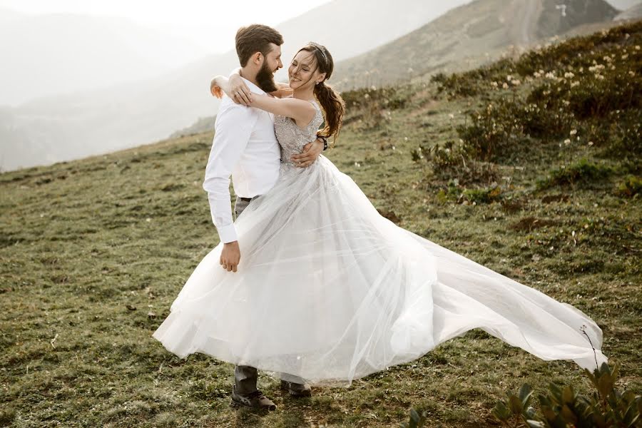 Düğün fotoğrafçısı Anton Kolesnikov (toni). 10 Aralık 2019 fotoları