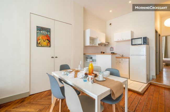 Location meublée appartement 1 pièce 63 m² à Nantes (44000), 1 750 €