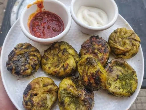 Veg Hariyali Momos