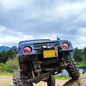 ジムニー JA11V