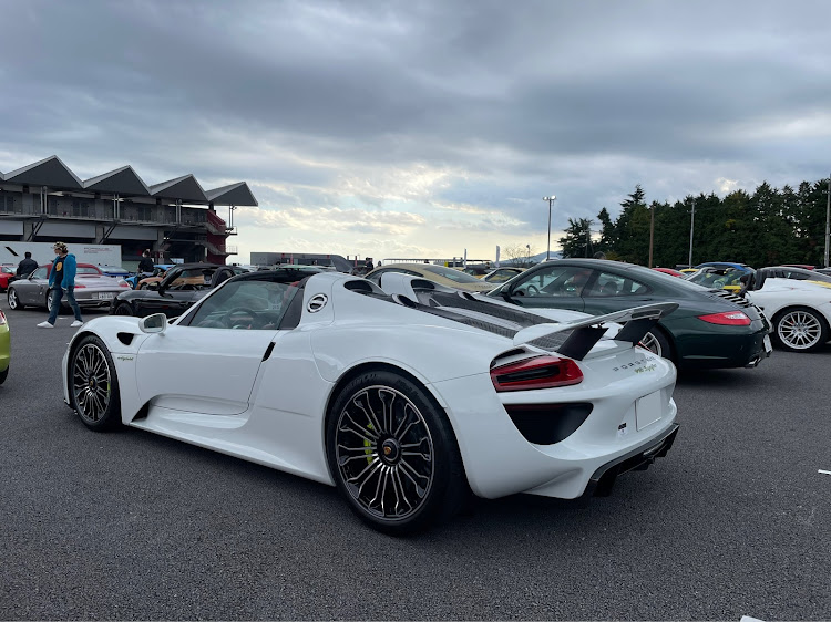 911 クーペの227styleさんが投稿したカスタム事例の投稿画像6枚目