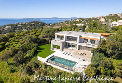 Maison avec piscine et terrasse 4