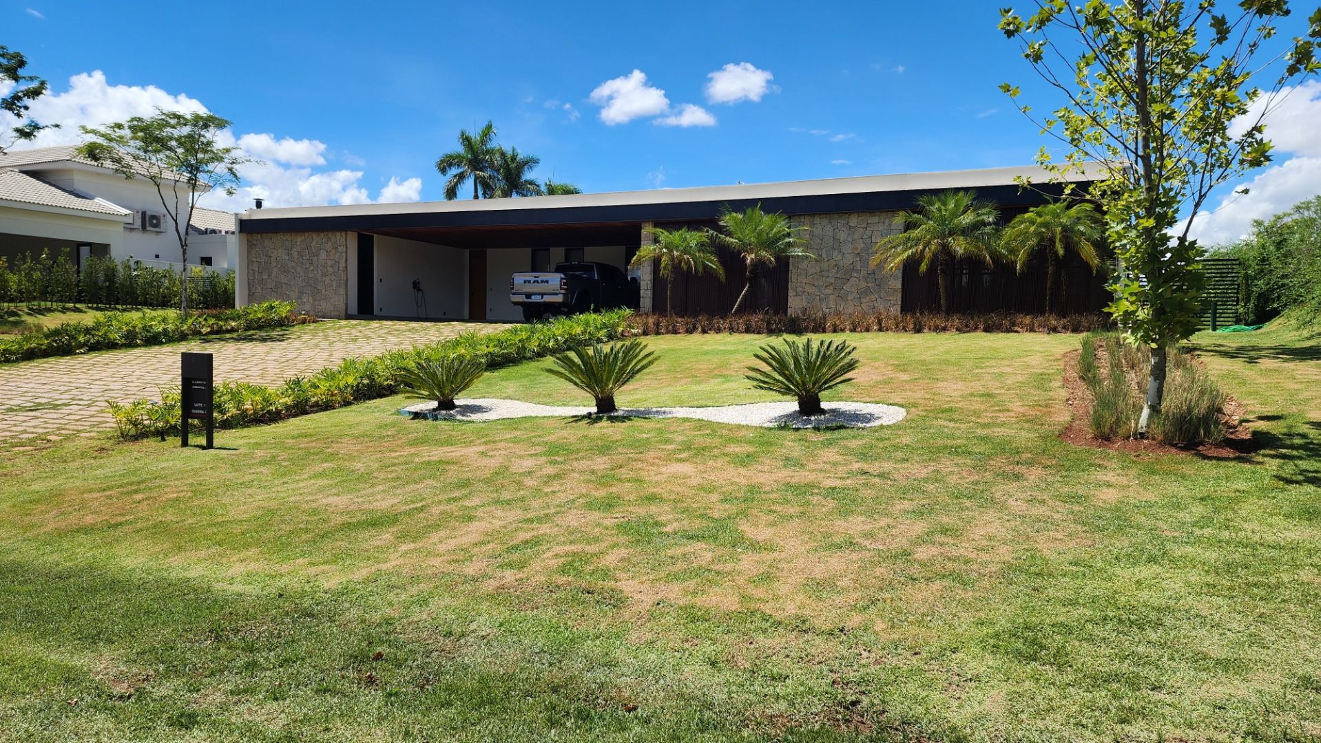 Casas à venda Condomínio Portal dos Sabias