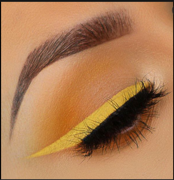 golden wing graphic eyeliner