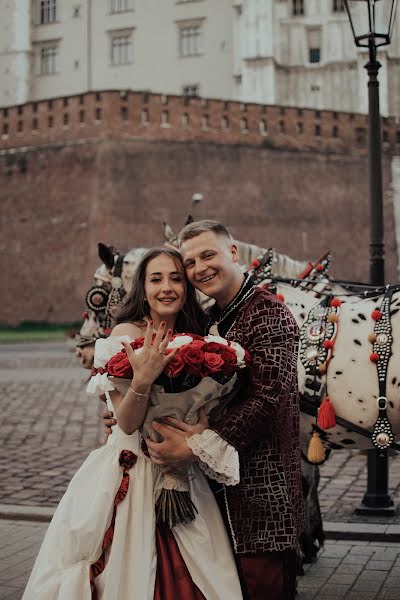 Fotógrafo de casamento Tatyana Pokotinskaya (tatiankina). Foto de 28 de julho 2021