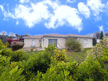 maison à Saint-Aubin-de-Médoc (33)