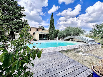 maison à Saint-Saturnin-lès-Apt (84)