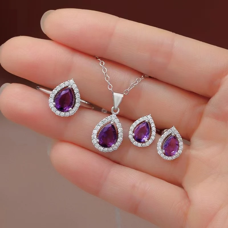 Collana semplice ed elegante con zirconi, moda giapponese e coreana, perfetta per un look sofisticato e alla moda per le donne.