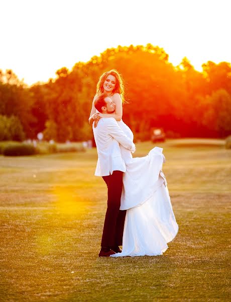 Fotógrafo de casamento Maksim Mikhaylyuchenko (wedphotographer). Foto de 24 de julho 2020