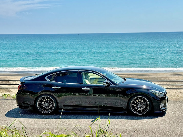 フーガの海と愛車・y51 フーガ・熱中症に注意・猛暑・最高に夏に関するカスタム事例の投稿画像1枚目