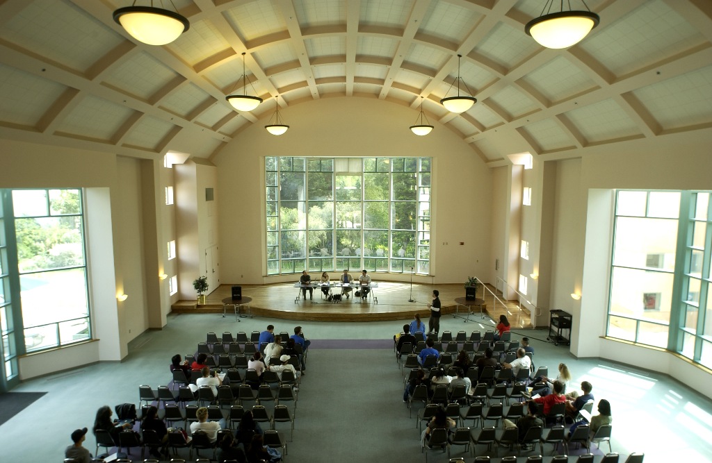 Student Union Grand Salon 02.jpg