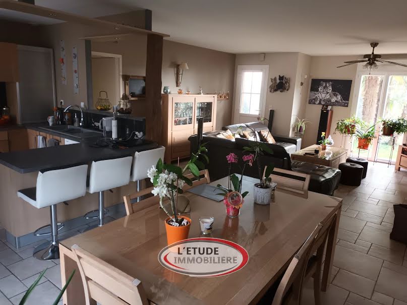 Vente maison 8 pièces 176 m² à Bouguenais (44340), 522 750 €