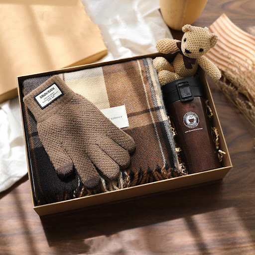 Title 9, Mens Practical Scarf Gift Box Set The perfect ...