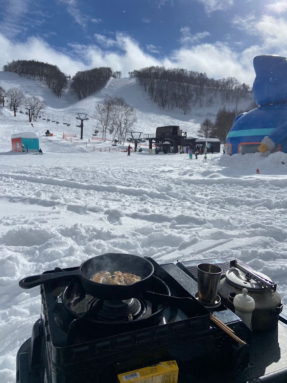 VクラスのV350・W639・スキー場・雪国のFR・スタッドレスタイヤへ交換に関するカスタム事例の投稿画像3枚目