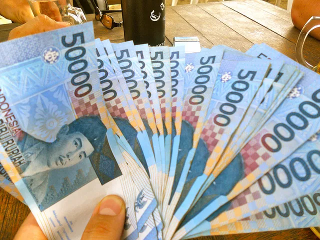 Indonesian money