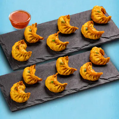 Fried Chicken Corn & Cheese Momos With Momo Chutney - 12 Pcs