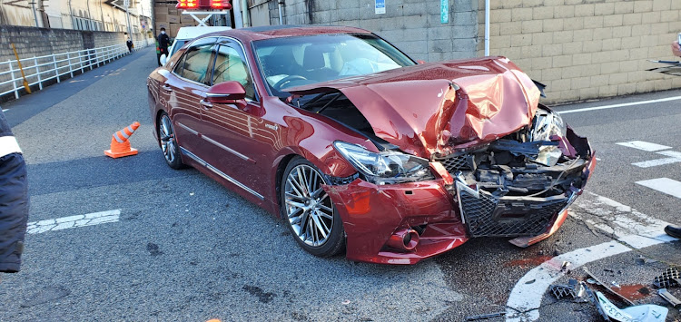 クラウンアスリートのヤング兄弟の兄・事故・廃車に関するカスタム事例の投稿画像1枚目