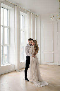 Wedding photographer Alena Ovchinnikova (alena89). Photo of 2 March 2023