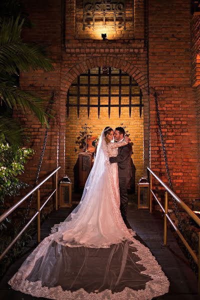 Wedding photographer Roberta Moura (robertam). Photo of 19 January 2019