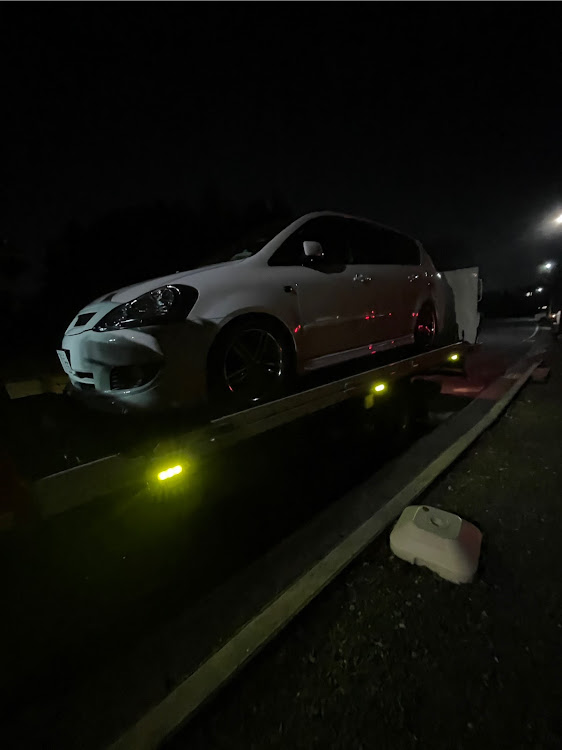 イプサムのトヨタ・イプサム・ドナドナ・脱輪・教えてくださいに関するカスタム事例の投稿画像1枚目
