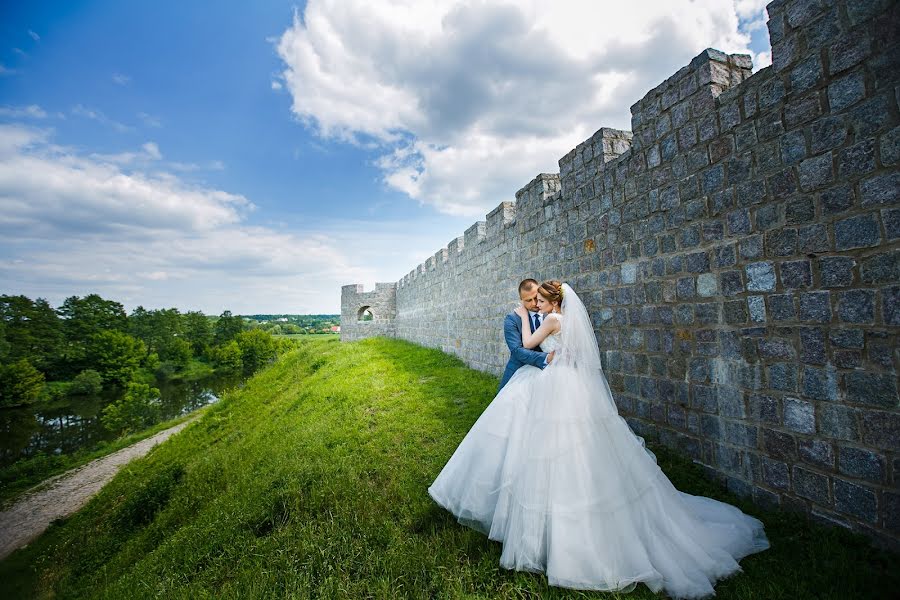 Bryllupsfotograf Yuriy Zhurakovskiy (yrij). Foto fra juli 19 2016