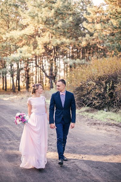 Wedding photographer Antonina Meshkova (theperfect). Photo of 18 April 2017