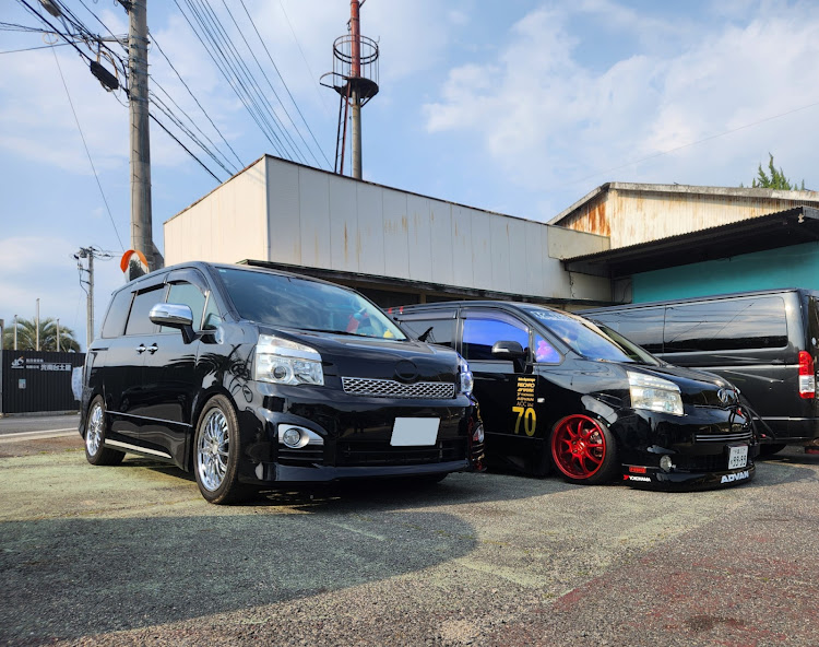 ヴォクシーの大人の遠足❤・K-BREAK・bireigarage・ADVANカラー・フォロワーさんに感謝🙏に関するカスタム事例の投稿画像21枚目