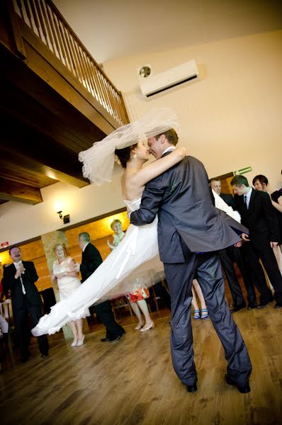 Fotógrafo de bodas Natalia Różańska (art-focus). Foto del 7 de agosto 2017