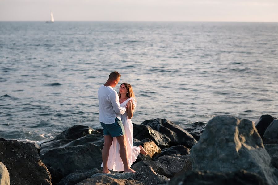 Photographe de mariage Artem Akopyan (artomlife). Photo du 25 septembre 2020