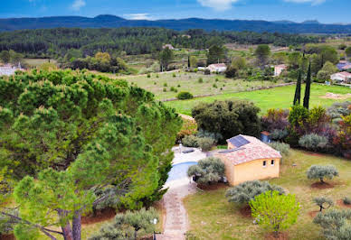 Maison avec piscine et terrasse 8