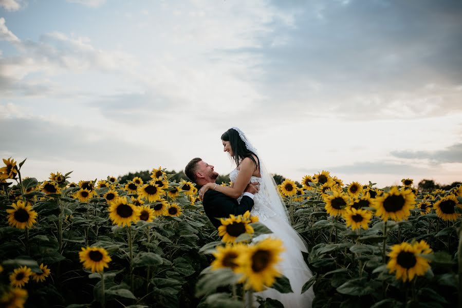 Fotografo di matrimoni Kristijan Nikolic (kristijan). Foto del 25 aprile 2020