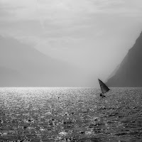 Foschia sul lago di Garda di 