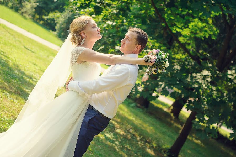 Fotógrafo de casamento Anastasiya Ger (nastyager). Foto de 2 de abril 2017