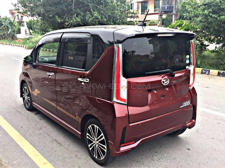 🇪🇺Y.sanさんが投稿した顔面移植・海外の日本車・#LA150S・LA160S・ムーヴカスタムla150sに関するカスタム事例の投稿画像6枚目