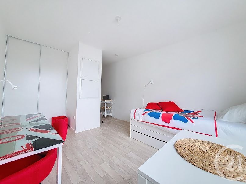 Location meublée appartement 1 pièce 22.76 m² à Rouen (76000), 555 €