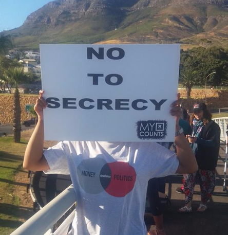 No to secrecy.