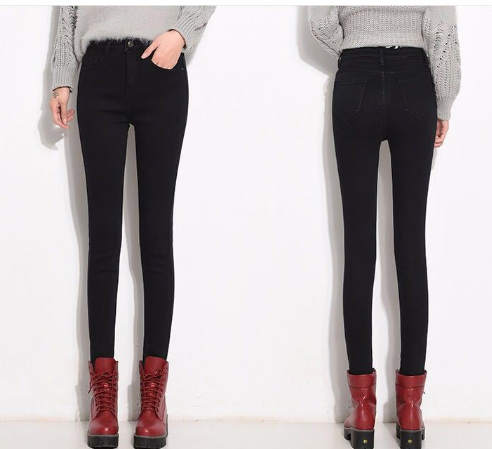 Damen Verdickte Samtjeans Warme Winterhose Bequeme Thermojeans für Frauen Gefütterte Hose für kalte Tage Stilvolle und gemütliche Jeans