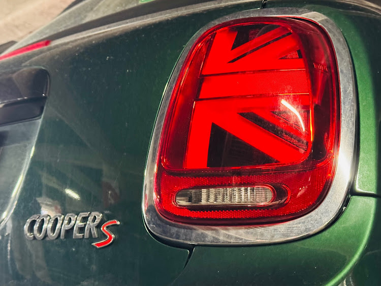 ノートのノートニスモ・ノートe-POWER NISMO・ミニクーパーに関するカスタム事例の投稿画像5枚目