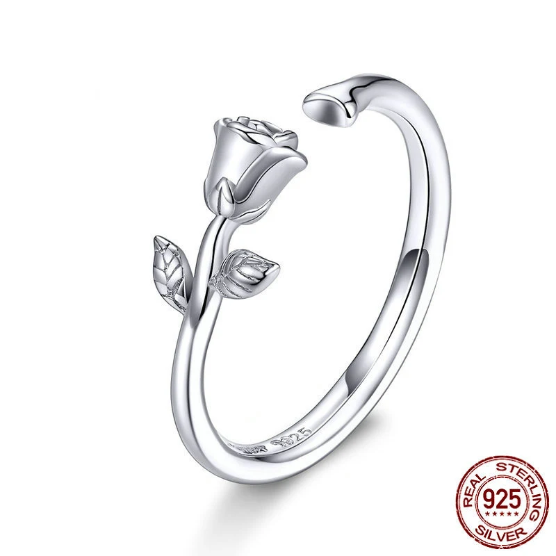 Superbe ensemble boucles d'oreilles et bague roses. Un cadeau idéal pour toutes les occasions. Rehaussez votre style avec cet ensemble élégant.