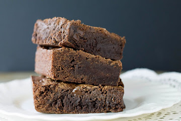 Fudgy Chocolate Chip Brownies