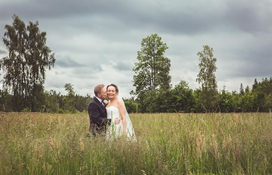 Fotografer pernikahan Martina Wärenfeldt (mstudiomartina). Foto tanggal 30 Maret 2019