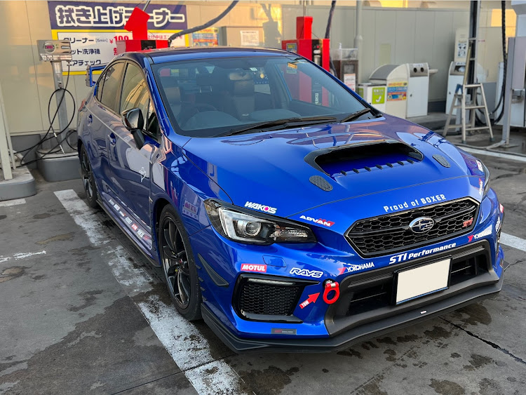 WRX STIのいつものGSにて・給油・ヘタ写真・好きなフレグランス ...